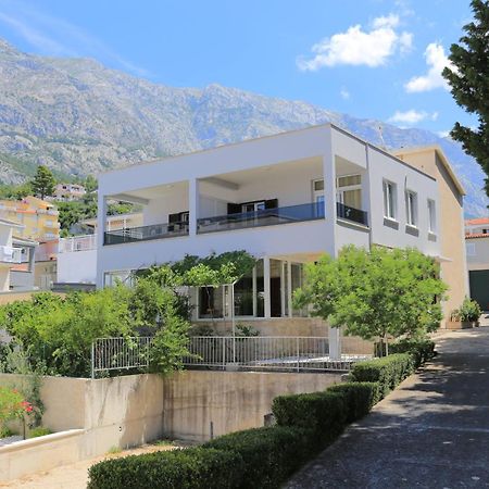 Apartments With A Parking Space Baska Voda, Makarska - 6773 エクステリア 写真