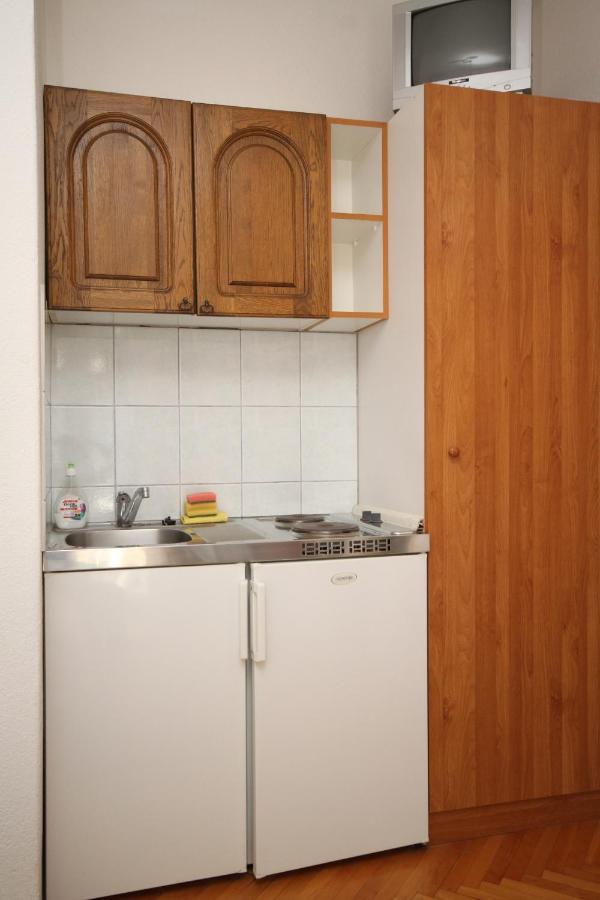 Apartments With A Parking Space Baska Voda, Makarska - 6773 エクステリア 写真