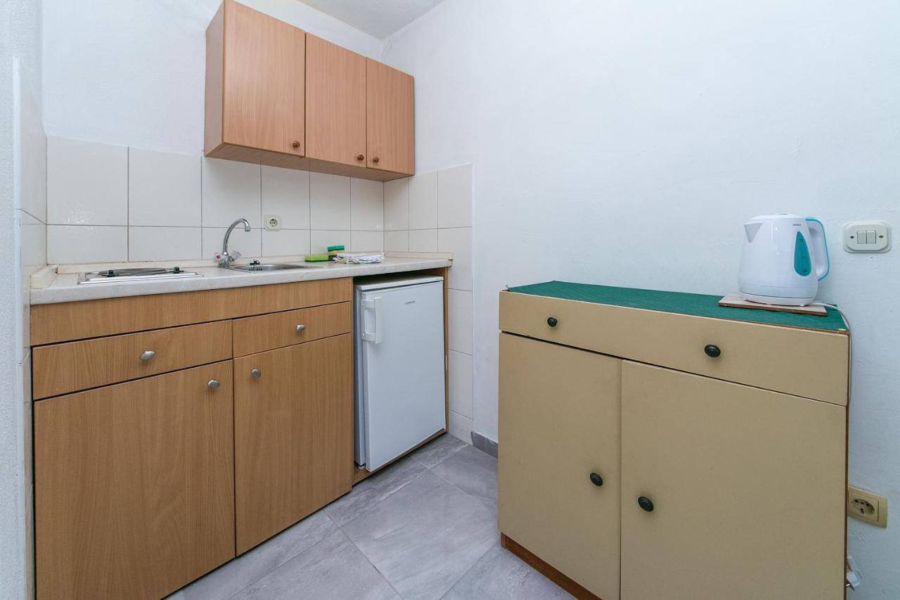 Apartments With A Parking Space Baska Voda, Makarska - 6773 エクステリア 写真